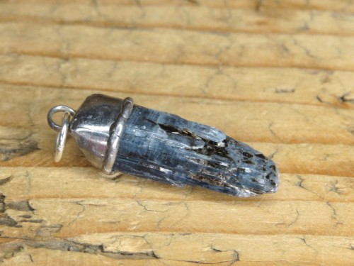 dysten - cjanit wisior * amulet ochronny