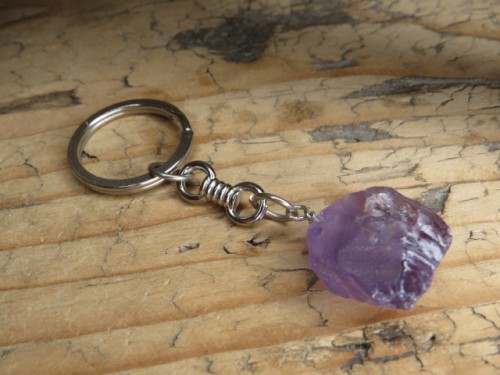 Brelok z ametystu - ochronny amulet