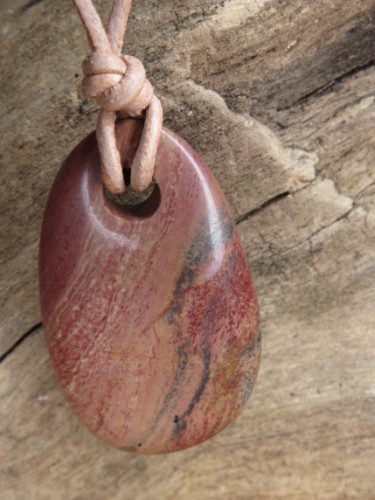 jaspis * amulet ochronny na rzemieniu