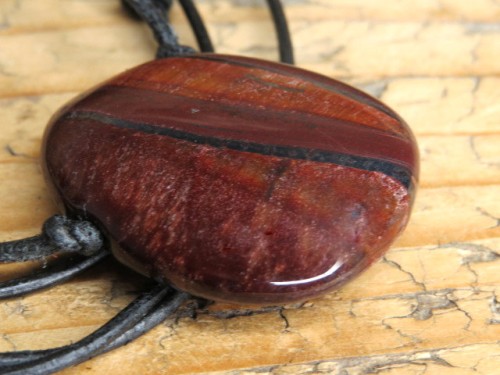 bawole oko * amulet na rzemieniu