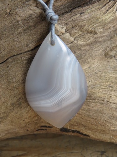 agat * amulet ogniska domowego na rzemieniu