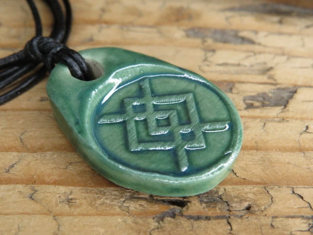 Wisior Kupała – słowiański amulet natury - ceramika