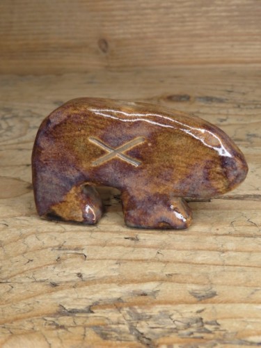 Miś Ślężański – figurka ceramiczna