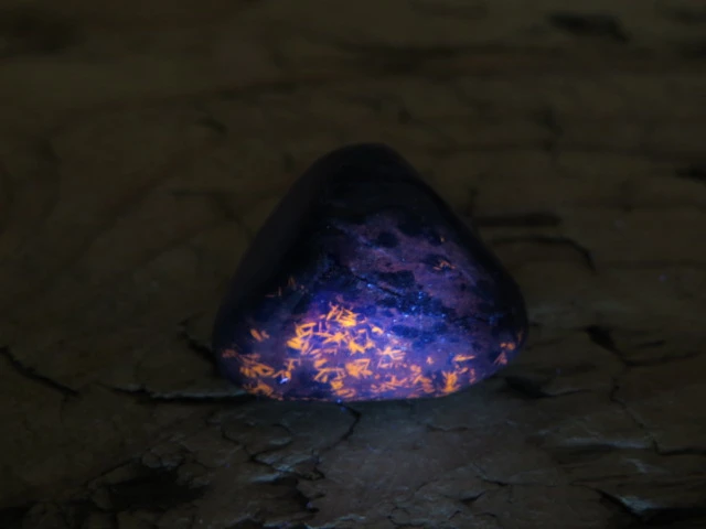lapis lazuli * Afganistan - uv