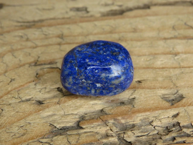 lapis lazuli * Afganistan