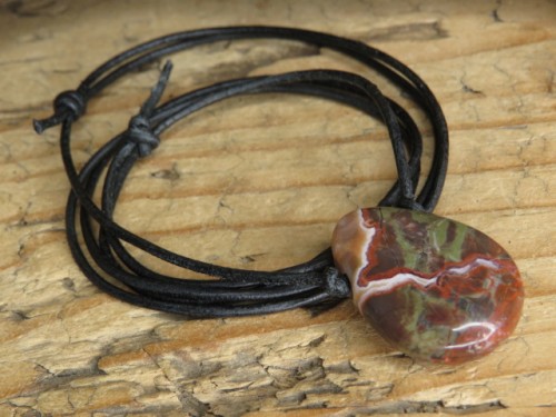 riolit ryolit * amulet na rzemieniu