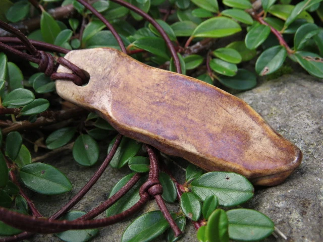 Borowy - ceramiczny wisior – duch leśnych ostępów