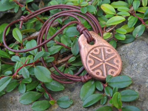 Perun – ceramiczny wisior w miedzi - słowiański amulet