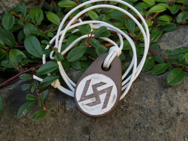 Wisior Strzybóg – słowiański amulet wiatru - ceramika