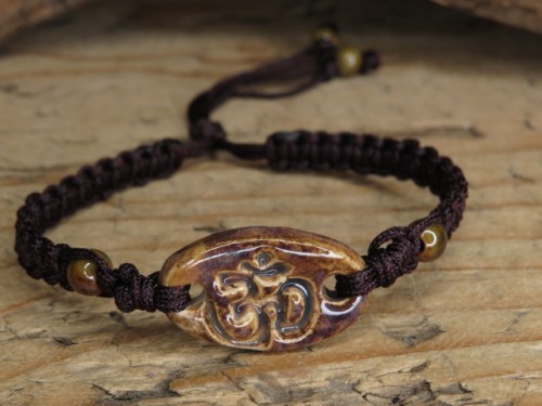 OM – ceramiczna bransoletka makrama - symbol harmonii