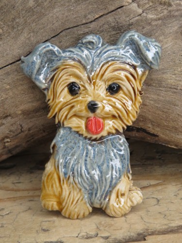 Ceramiczny magnes piesek Yorkshire Terrier – rękodzieło