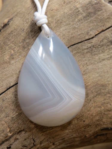 agat * amulet ogniska domowego na rzemieniu