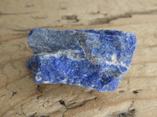 Lapis lazuli hackmannit piryt