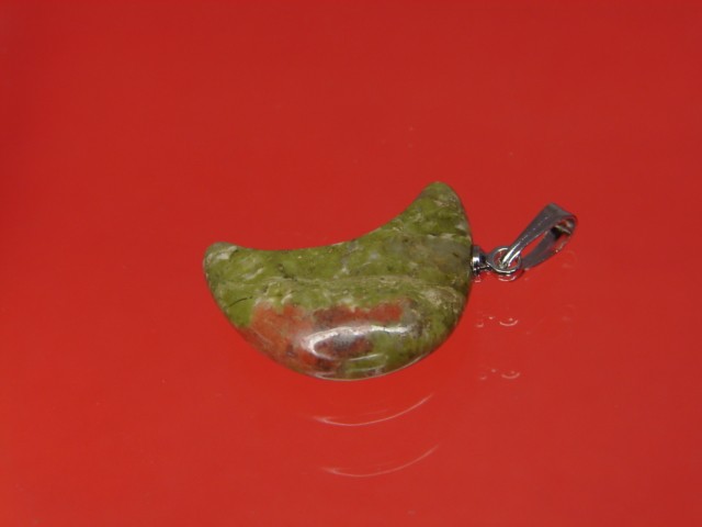 księżyc z unakitu * wisiorek