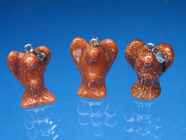 aniołek z piasku pustyni * wisiorek z kamienia 