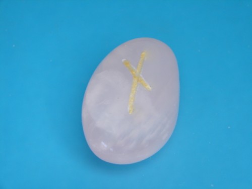 Naudiz - runa * kwarc różowy